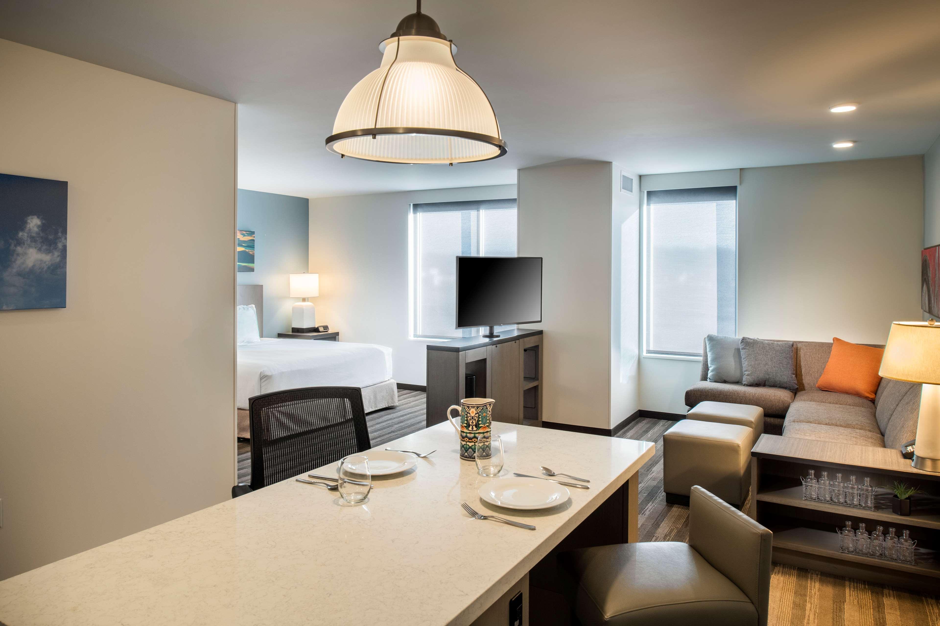 ไฮแอท เฮาส์ อีสต์ โมลีน/ควอดซิตี้ Hotel East Moline ภายนอก รูปภาพ